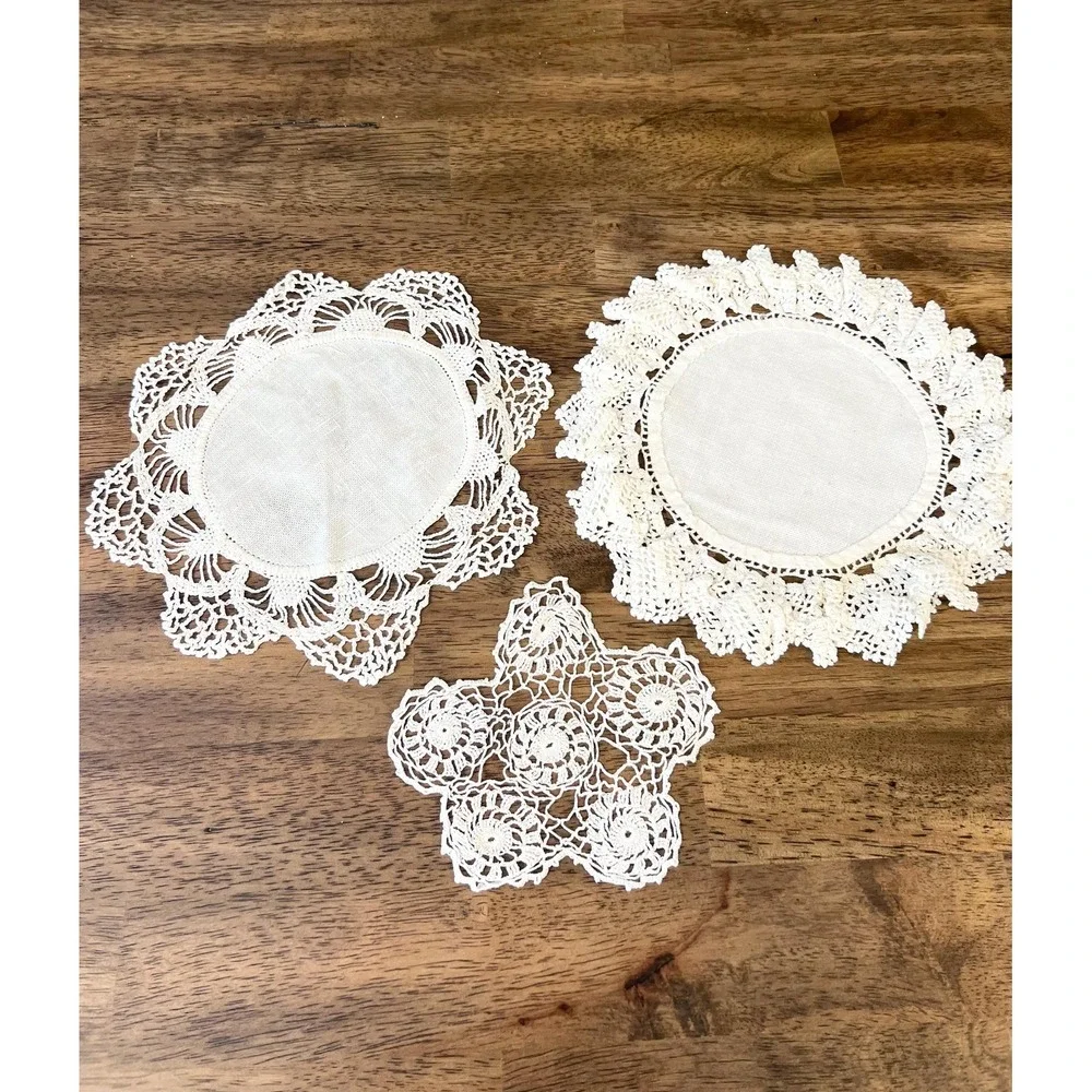 Three vintage lace doilies linen crochet off white‎ cottagecore grandmacore